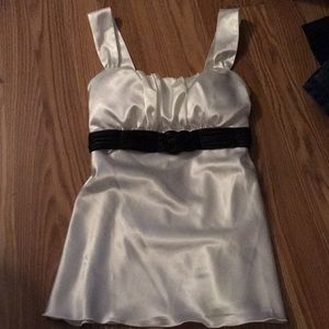 Junior size M silky feeling blouse.